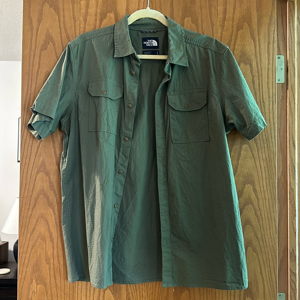 North Face men’s button up shirt